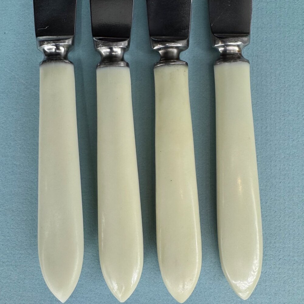 4 Vtg Russian USSR Soviet StainlessSteel Bakelite Handle Knives Cutlery Flatware - Picture 8 of 10